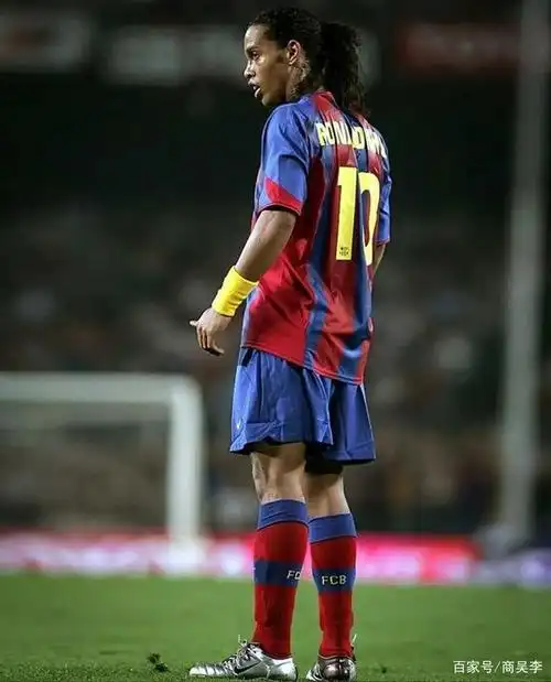 浦扩大比分 浦扩大比分